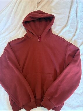 skims classic burgundy hoodie